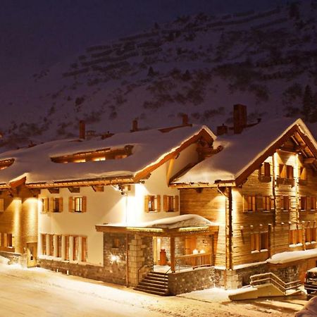 Bentleys House Mountain Residence Zürs エクステリア 写真