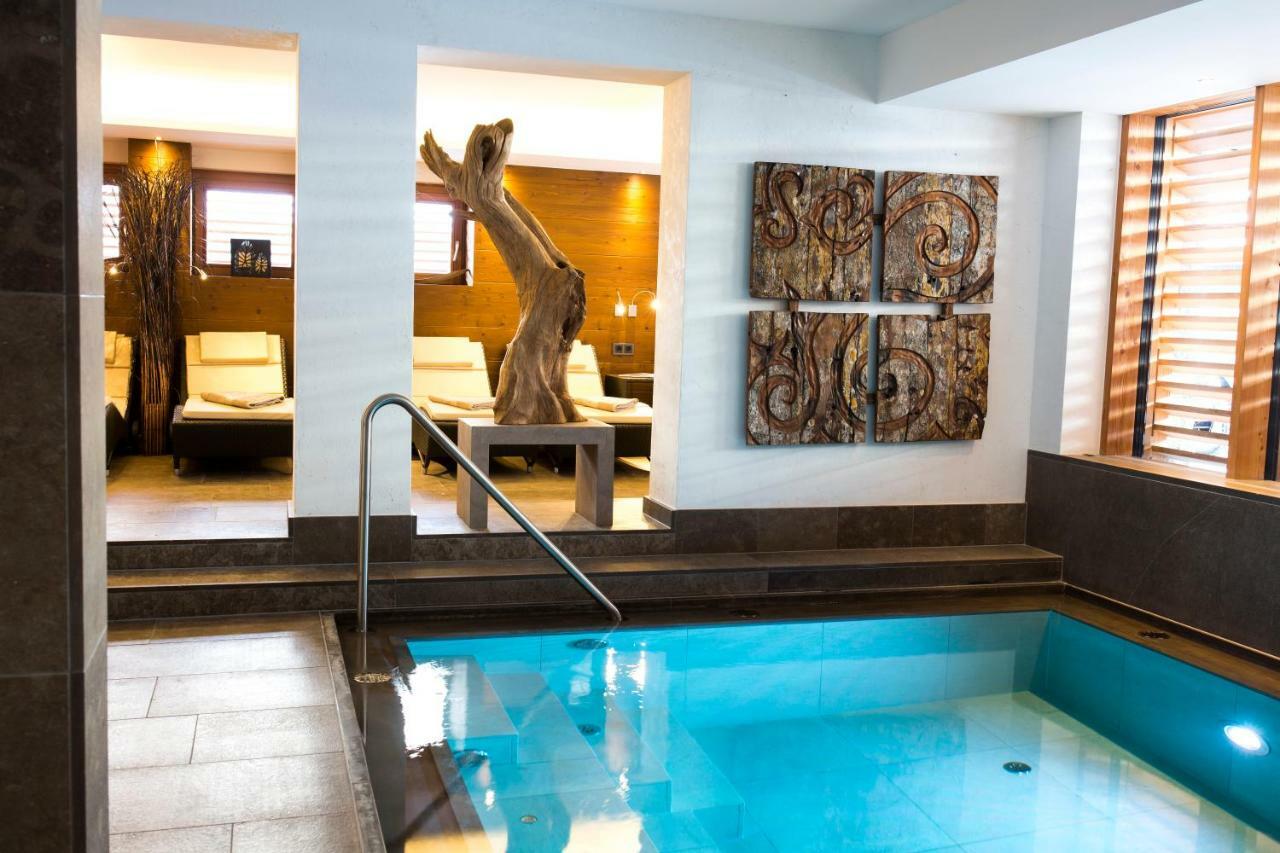 Bentleys House Mountain Residence Zürs エクステリア 写真